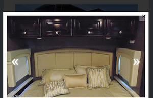 2017 Thor Motor Coach Miramar 34.4
