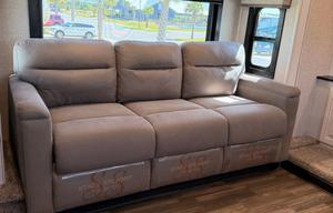 Beautiful RV Stay Near Gulf Shores & Orange Beach