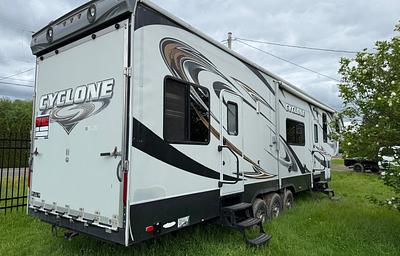 2012 Cyclone HD Edition RV rental photo 2