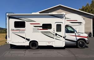 2020 Thor Motor Coach Freedom Elite 22HE