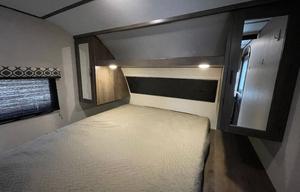 2020 Prime Time RV Tracer Breeze 26DBS