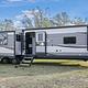 WOW King bed 3 slides looks like 5th wheel inside
