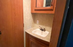 29' Coachmen Catalina DELIVERY ONLY - Hassel FREE!