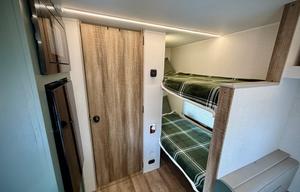 2025 Heartland Eddie Bauer 17BC-H RV rental photo 13