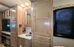 2021 Entegra Coach - Odyssey 30Z