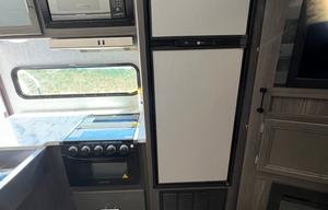2021 Dutchmen RV Kodiak Ultra-Lite 296BHSL