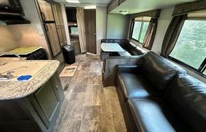 Family Friendly Kid Approved Bunk House Camper