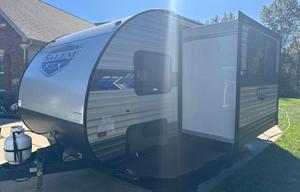The Trailhead - Lightweight Adventure Camper