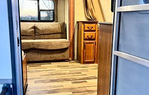 2015 Travel Star 227CKS RV rental photo 17