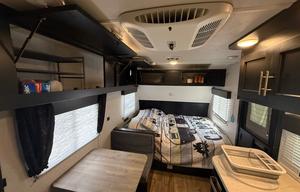 Wolf Pup Bunkhouse • Sleeps 5 • Delivery & Setup