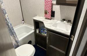 2020 Coleman Lantern BH 285