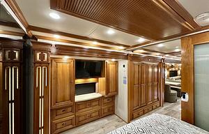 2019 Newmar Dutch Star 4310