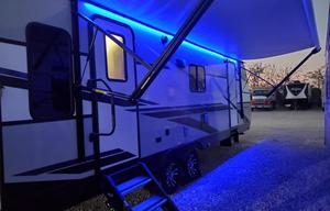 Twilight TWS S2500- Happy Glamper