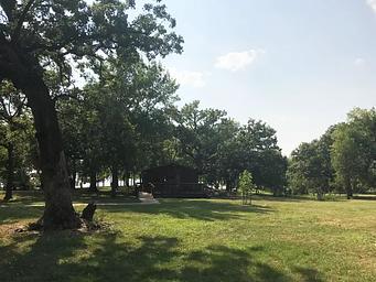 Miner's Retreat Enclosed Shelter (IA)
