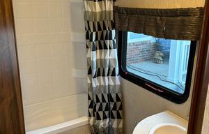 2019 Heartland Mallard 26 RV rental photo 9