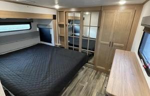 Perfect 5th Wheel with two bedrooms