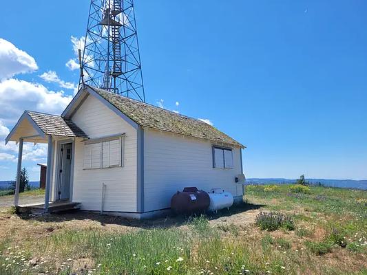 001, Loop: AREA CLEARWATER LOOKOUT CABIN