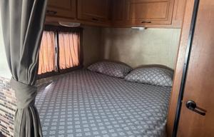 2013 Thor Motor Coach Four Winds 23U RV rental photo 14