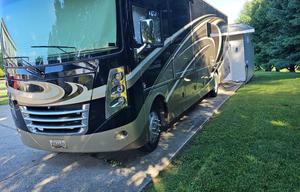 Spacious 3-Slide Coach | Delivered & Set up
