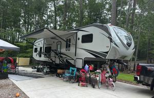 Shaw’s Pet/Kid Approved Camper Rental