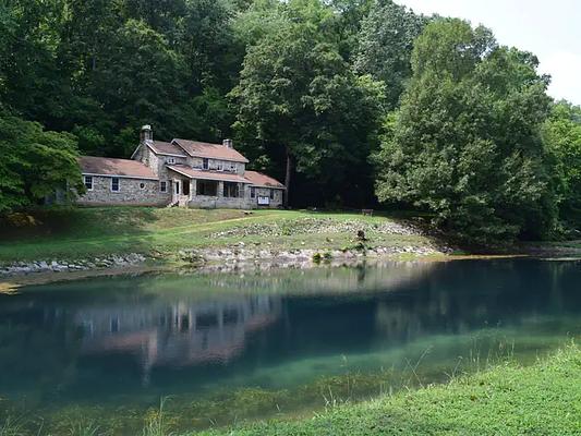 Fuchs House, Loop: FUCHS HOUSE