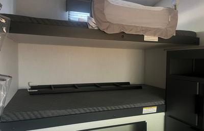 Cozy Bunk House-Kids Approved!