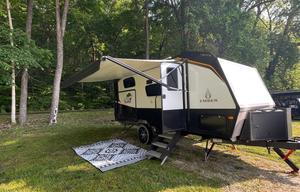 Off-Grid-Ready Travel Trailer w/ Luxury Amenities