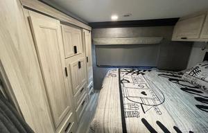33ft Sunseeker special Bunkhouse Edition - "Sonny"