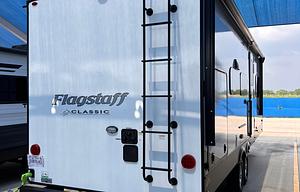 ALMOST NEW MINT CONDITION & SANITIZED RV FOR RENT