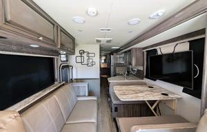 2019 Holiday Rambler - Admiral 32S