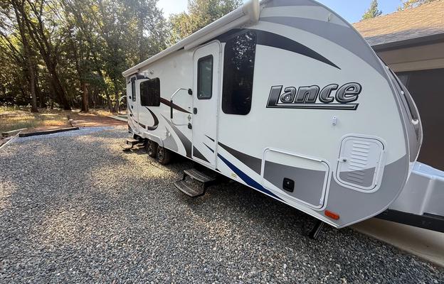 2018 Lance Travel Trailers 2285 RV rental photo 1