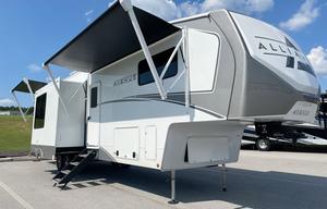New Beautiful 2026 Alliance 5th Wheel 2 Bedrooms 1.5 Baths