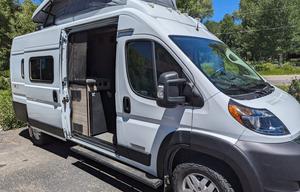 GunniVan - 2021 Winnebago Solis 59PX