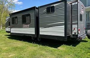 The Roomy Roamer