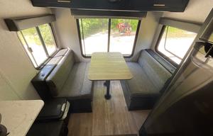 Solar powered off grid camper! Stay anywhere!