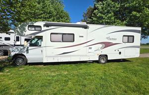 Fireside RV's Coachmen Freelander 32BH Bunkhouse