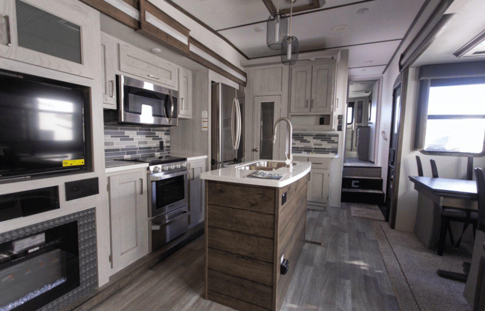 2020 Keystone RV Montana 3121RL