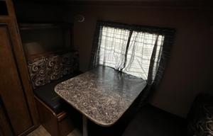 2017 CrossRoads RV Zinger ZR27BK RV rental photo 11
