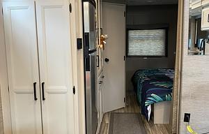 2021 Thor ACE 27.2 Motorcoach