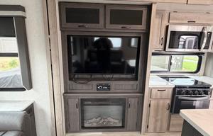 2021 Winnebago Voyager 3134RL RV rental photo 12