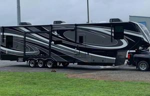 2021 Grand Design Momentum ****Delivery ONLY*****
