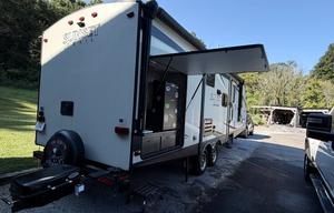 The Sunny Rig | DELIVERY/SET UP | Outdoor Kitchen