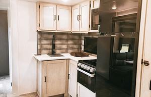 Luxurious 2023 2BR Bath&1/2(Wildwood)