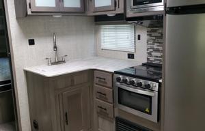 2021 Gulf Stream RV Conquest 276BHS