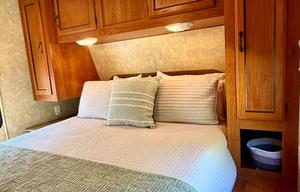 2010 Coachmen RV Catalina 32BHDS