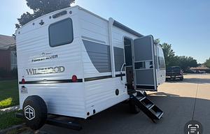 Ady and Dany's Cozy Getaway RV Rental