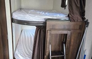 2019 Jay Flight 28BHBE RV rental photo 14