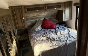 2021 Keystone RV Cougar Half-Ton 24RDS