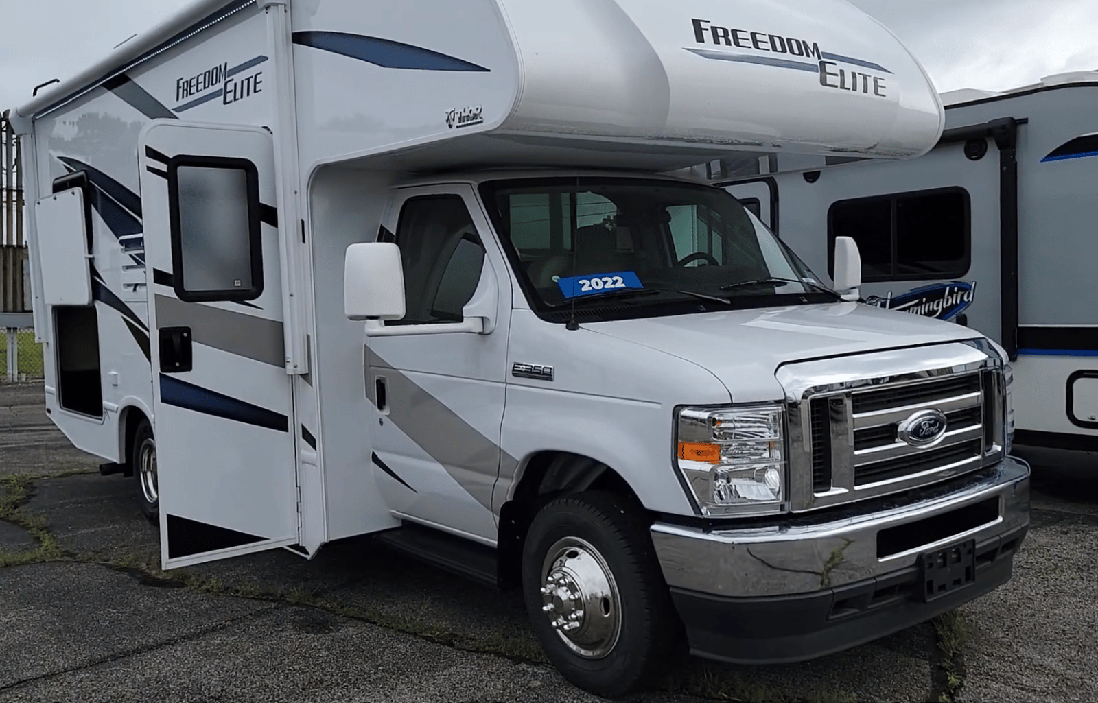 2022 Thor Motor Coach Freedom Elite 24HE