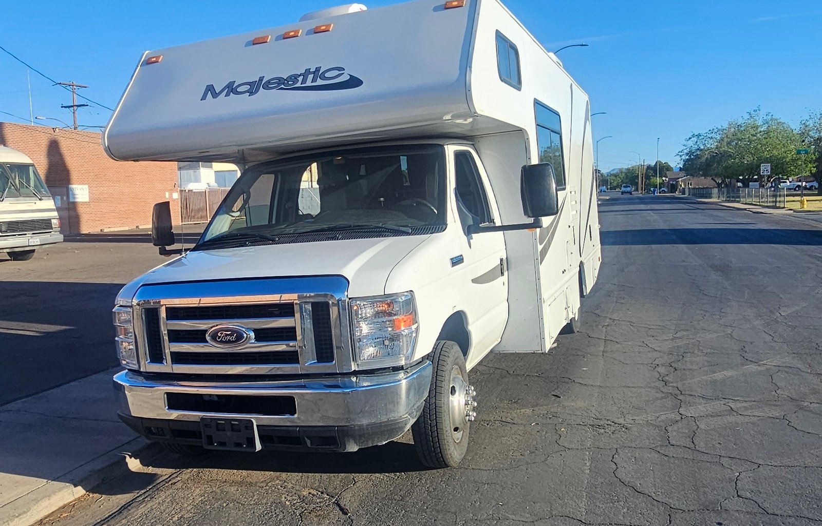2019 Thor Majestic 23A - M - Unlimited Miles
